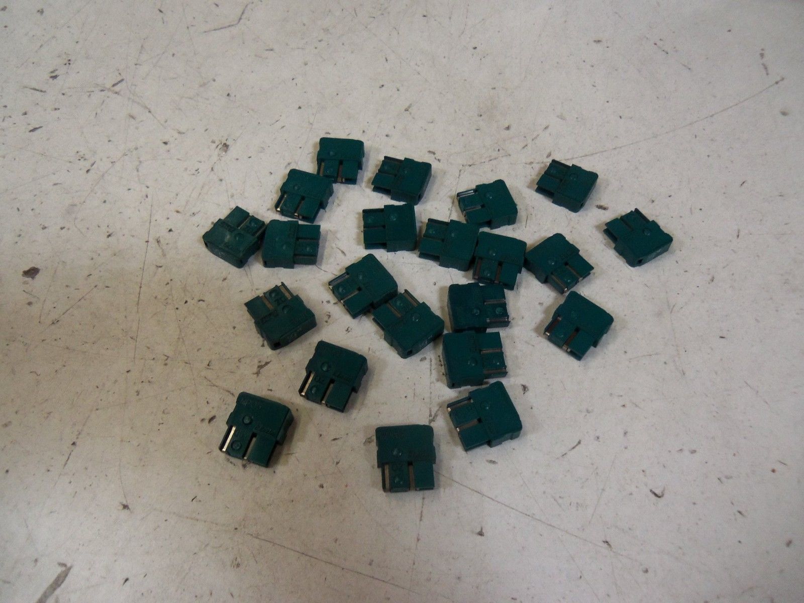 LOT OF 22 DAITO MP05 *NEW NO BOX*