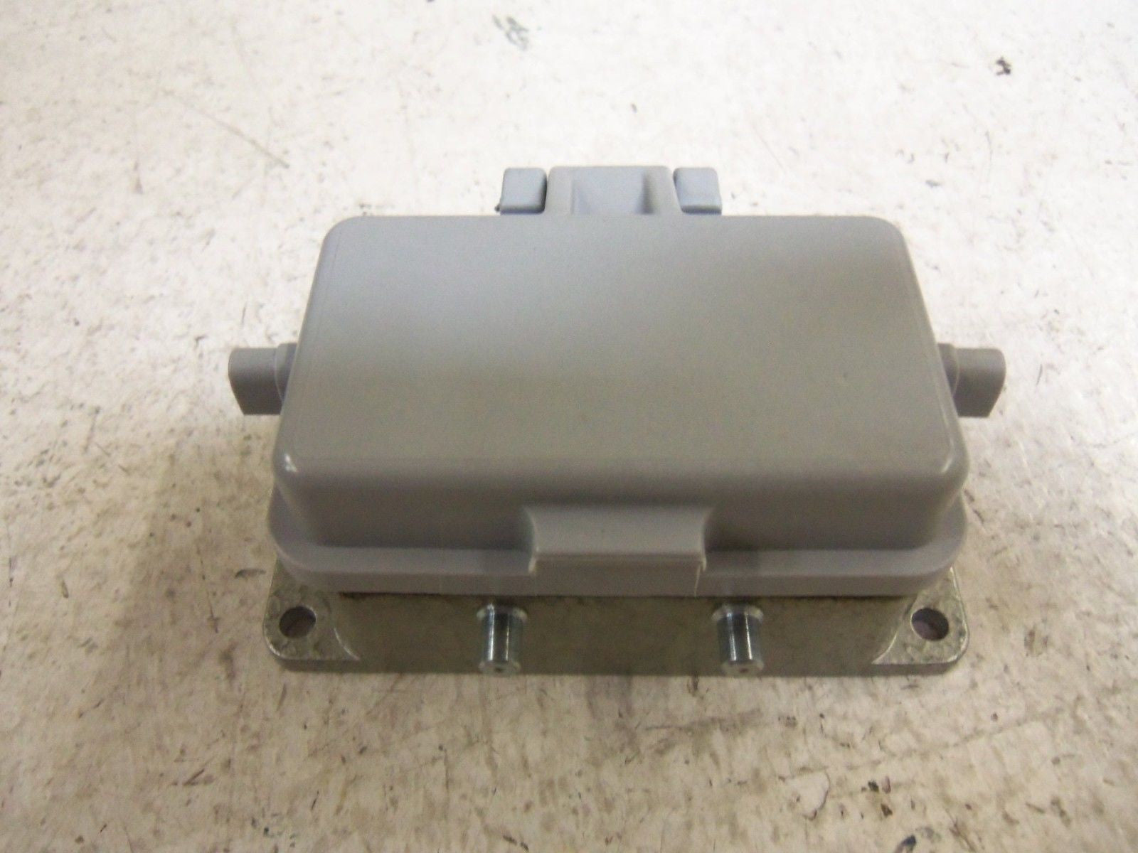 LOT OF 10 PHOENIX CONTACT HC-B10-AFQD PANEL MOUNT BASE *NEW IN BOX*