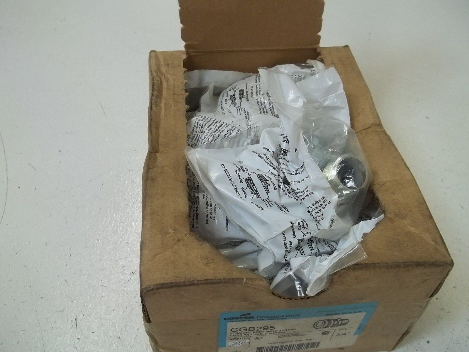 LOT OF 23 CROUSE-HINDS CGB295 STRAIGHT BODY MALE THREAD *NEW IN BOX*