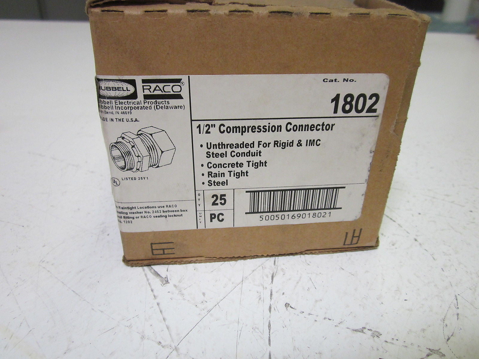 LOT OF 24 HUBBELL 1802 COMPRESSION CONNECTOR 1/4" *NEW IN BOX*