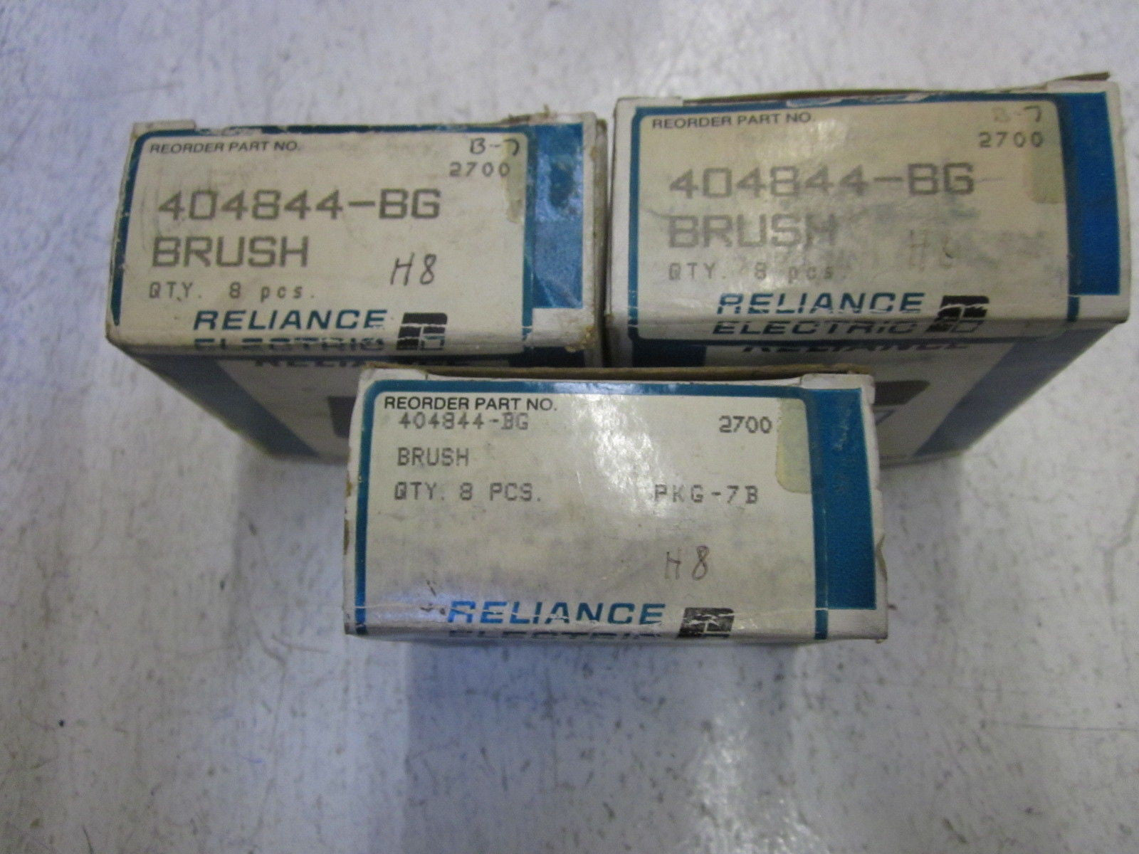 LOT OF 24 RELIANCE ELECTRIC 404844-BG MOTOR CARBON BRUSH *NEW IN BOX*