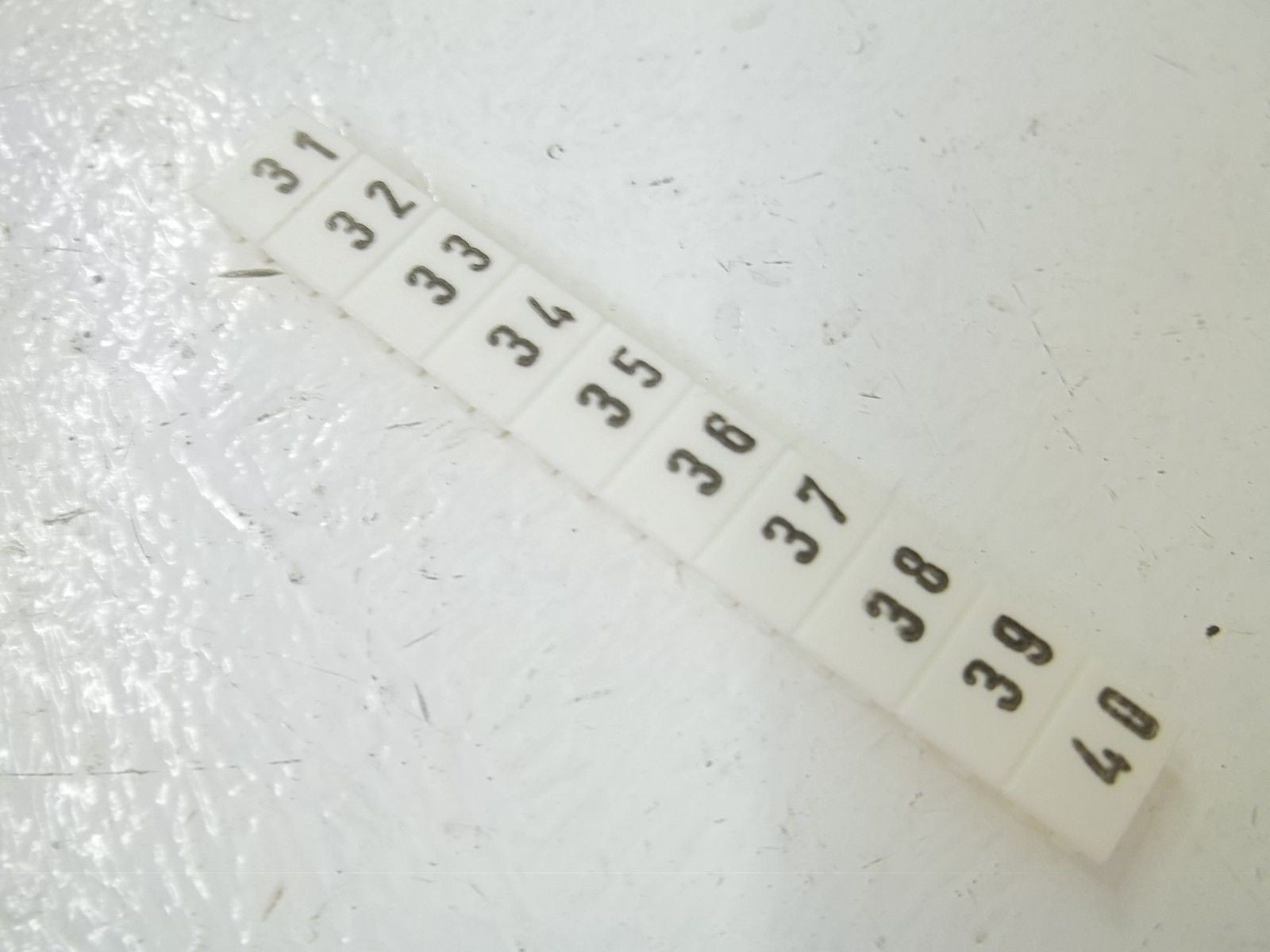 LOT OF 26 CUTLER-HAMMER C383MS6/31 MARK.TAG STRIPS 31-40*ORIGINAL PACKAGE*