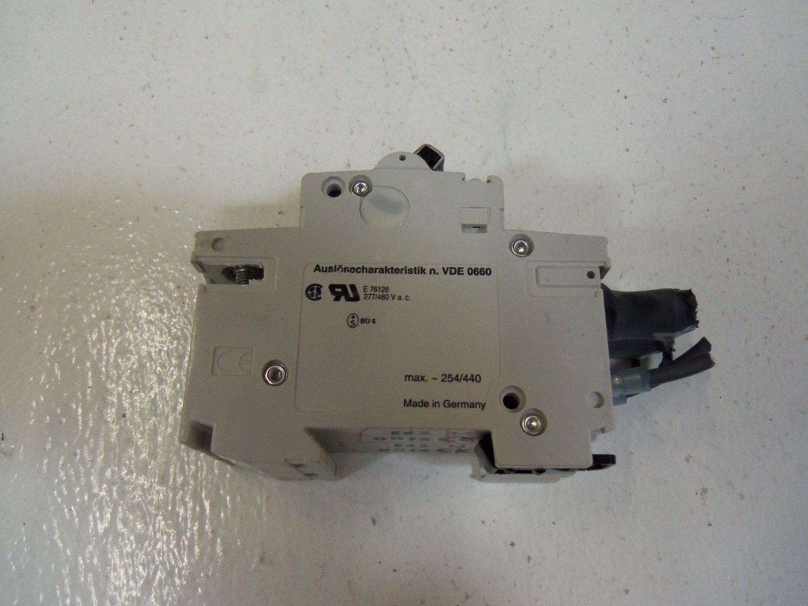LOT OF 28 ABB  S282WK63A *USED*