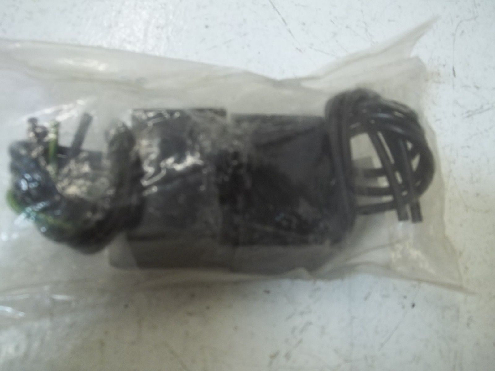 LOT OF 2 A06B-6077-K143 *NEW NO BOX*