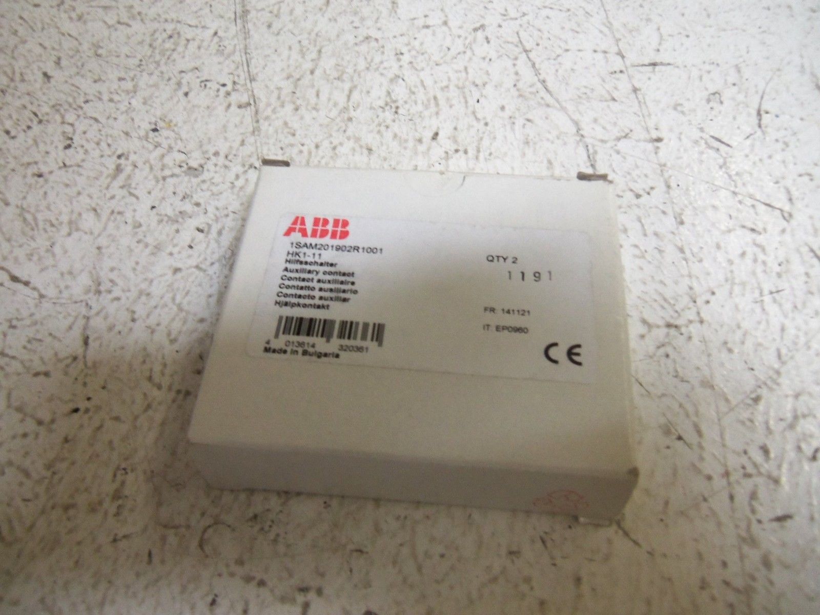 ABB HK1-11 1SAM201902R1001 AUXILIARY CONTACT *NEW IN BOX*