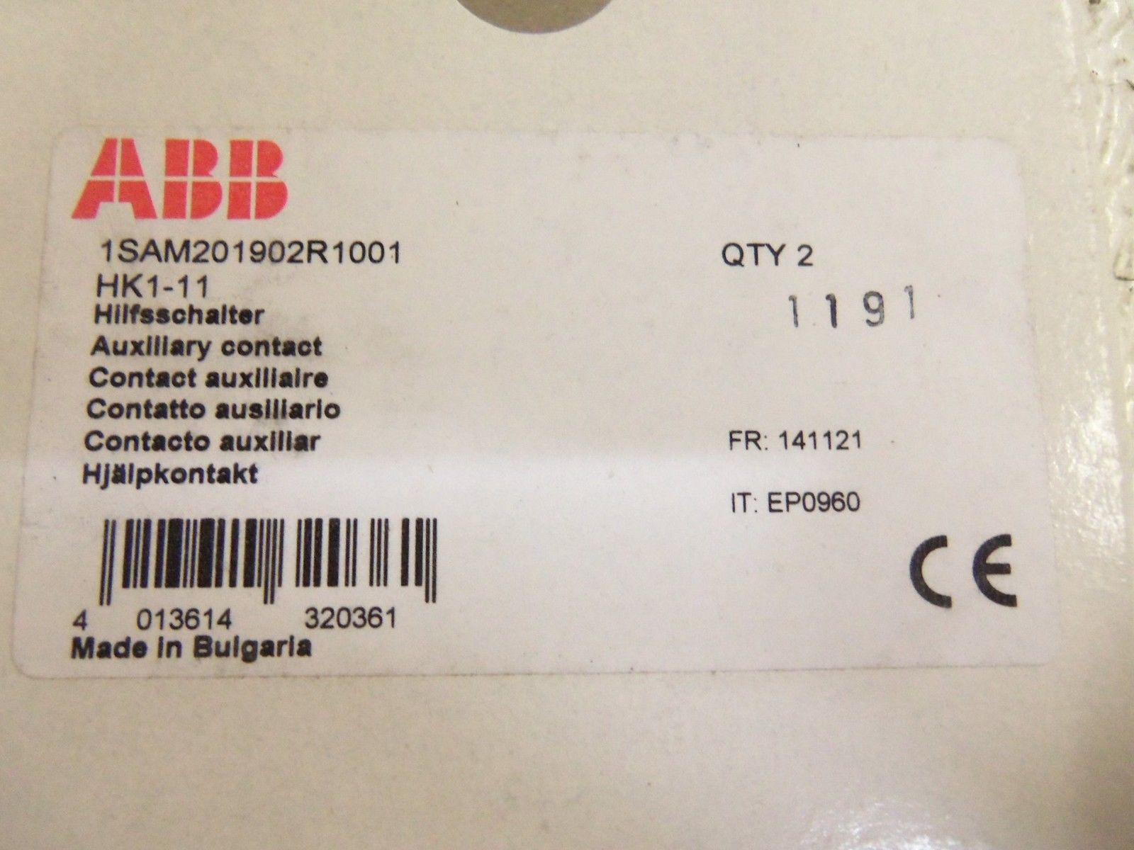 ABB HK1-11 1SAM201902R1001 AUXILIARY CONTACT *NEW IN BOX*