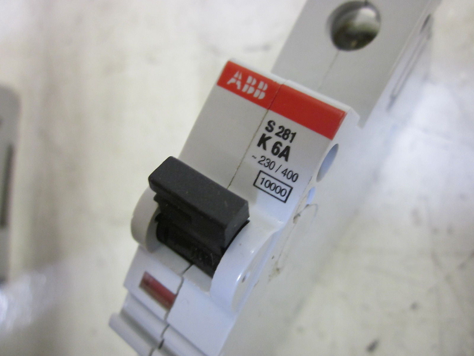 LOT OF 2 ABB S281-K6A CIRCUIT BREAKER 1P 277/480VAC *USED*
