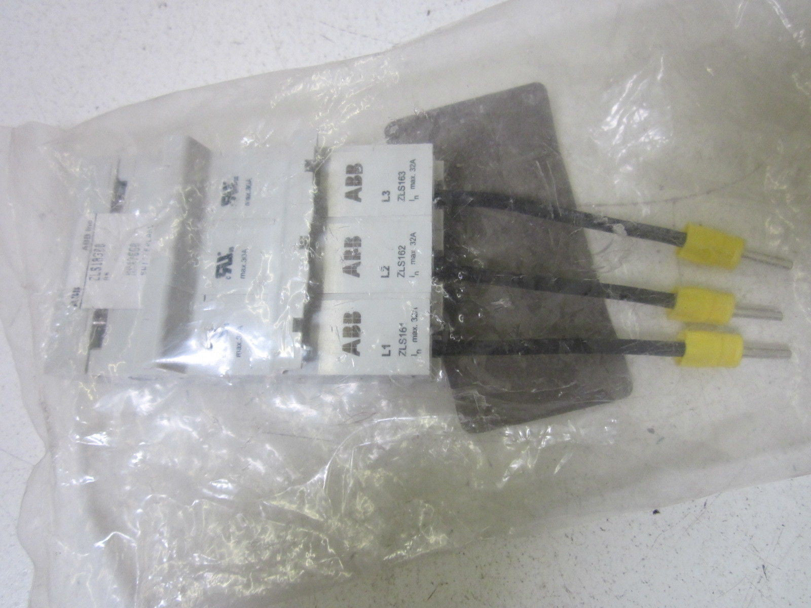 LOT OF 2 ABB ZLS183BB *NEW NO BOX*