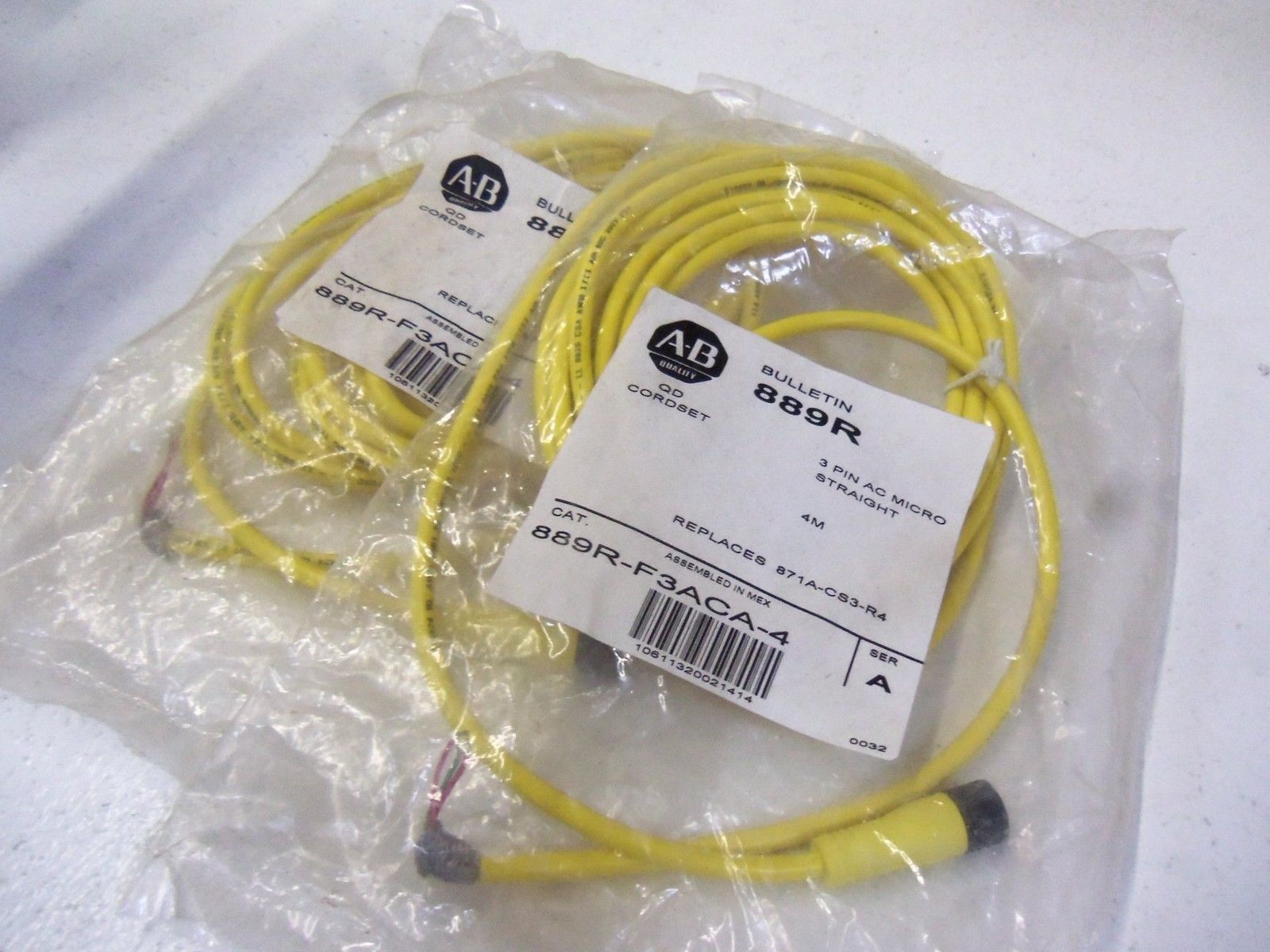 LOT OF 2 ALLEN BRADLEY 889R-F3ACA-4 *NEW IN BAG *