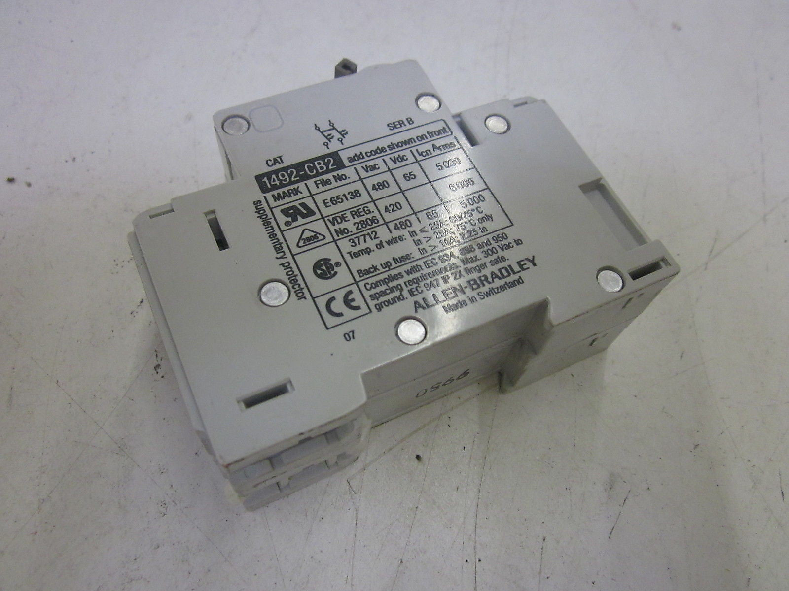 ALLEN BRADLEY 1492-CB2H100 SER. B CIRCUIT BREAKER 10A *USED*
