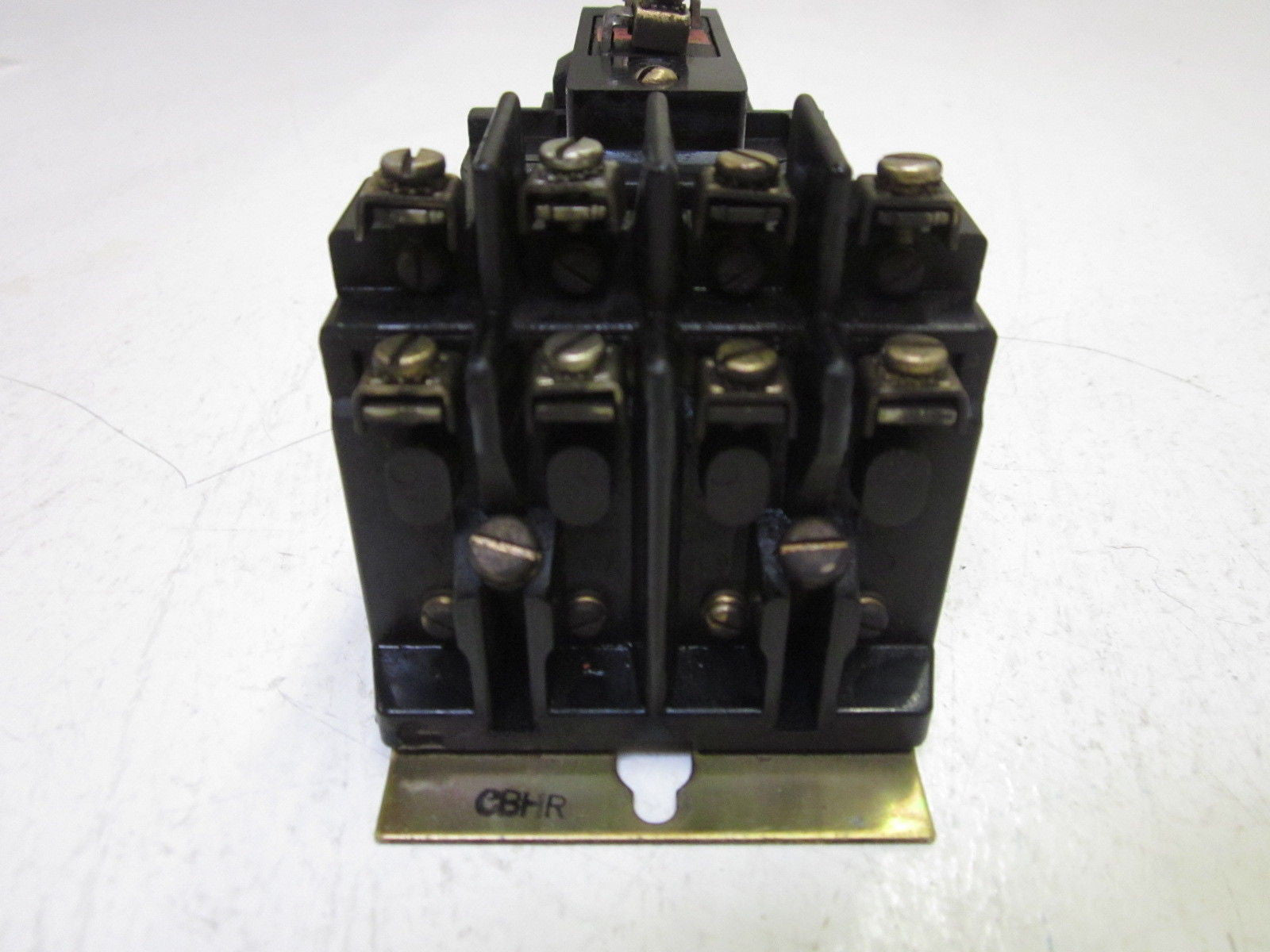 LOT OF 2 ALLEN BRADLEY 700-BR400A1 120V *USED*
