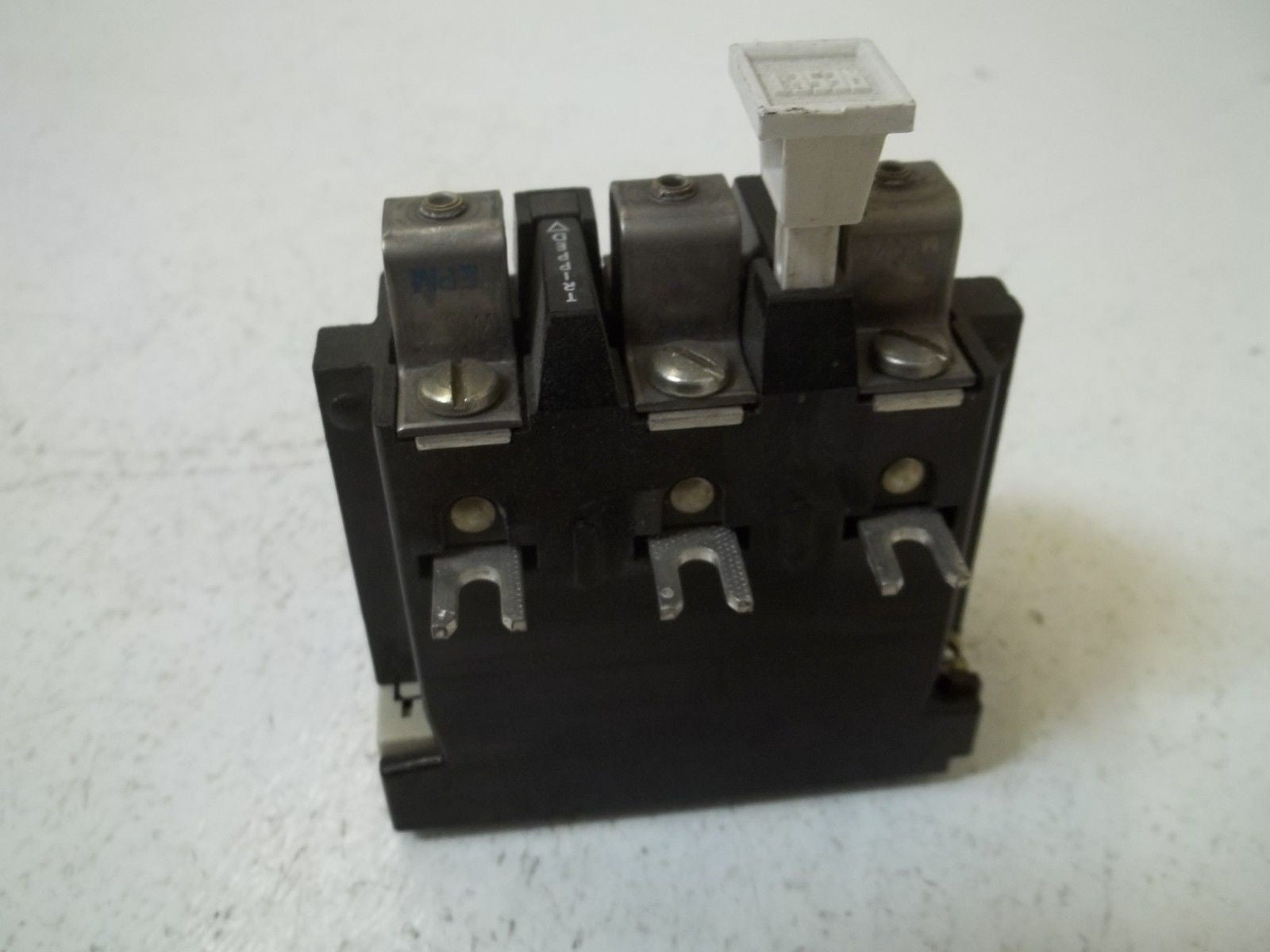 LOT OF 2 ALLEN BRADLEY 42182-800-01 *USED*
