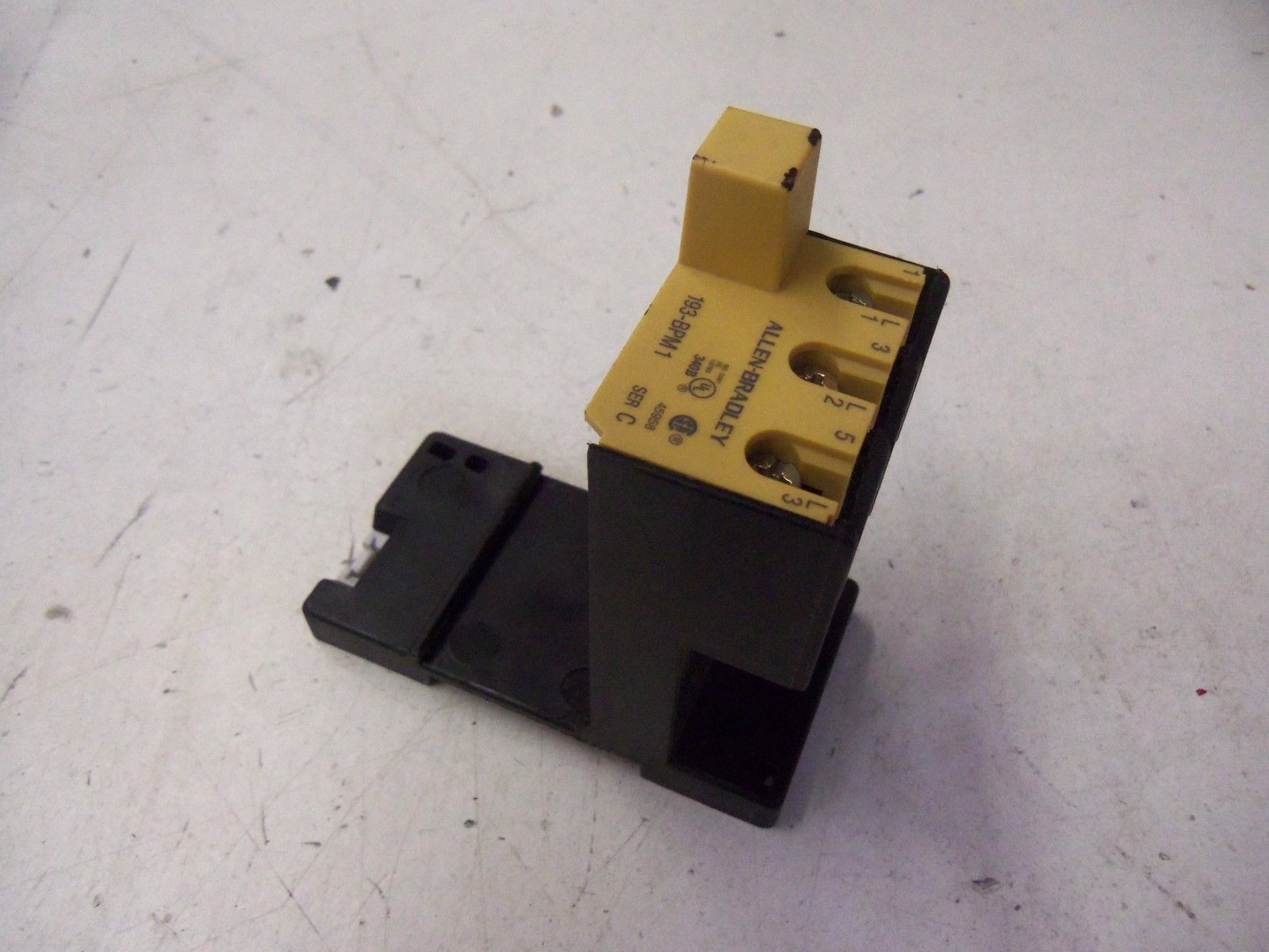LOT OF 2 ALLEN BRADLEY 193-BPM1 SERIES C *NEW NO BOX*