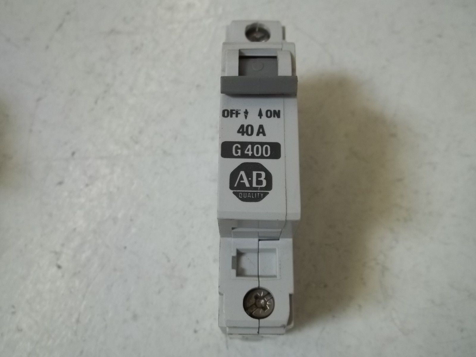 LOT OF 2 ALLEN BRADLEY 1492-CB1G400 SER. B CIRCUIT BREAKER 40A *USED*