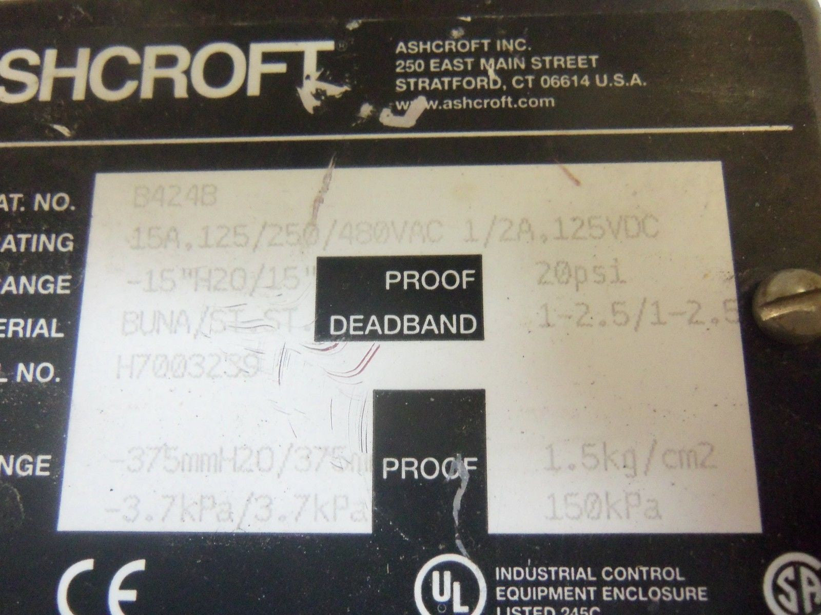 LOT OF 2 ASHCROFT B424B *USED*
