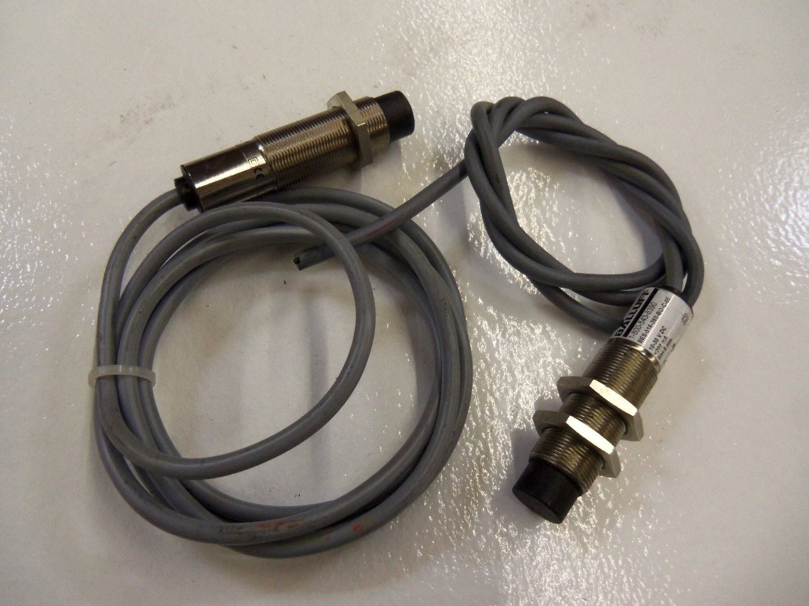 LOT OF 2 BALLUFF BES-516-360-BO-C-05 *USED*