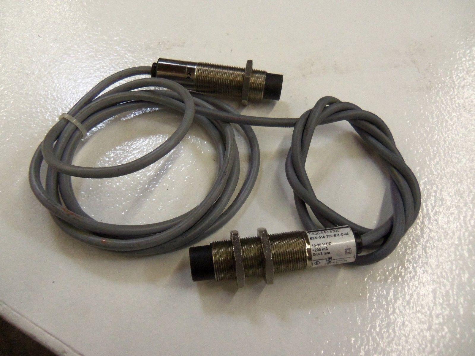 LOT OF 2 BALLUFF BES-516-360-BO-C-05 *USED*