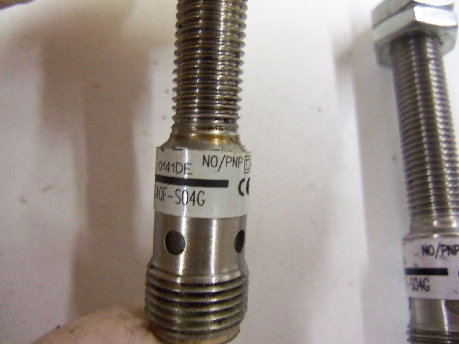 LOT OF 2 BALLUFF BES M08EG1-PSC40F-S04G *USED*