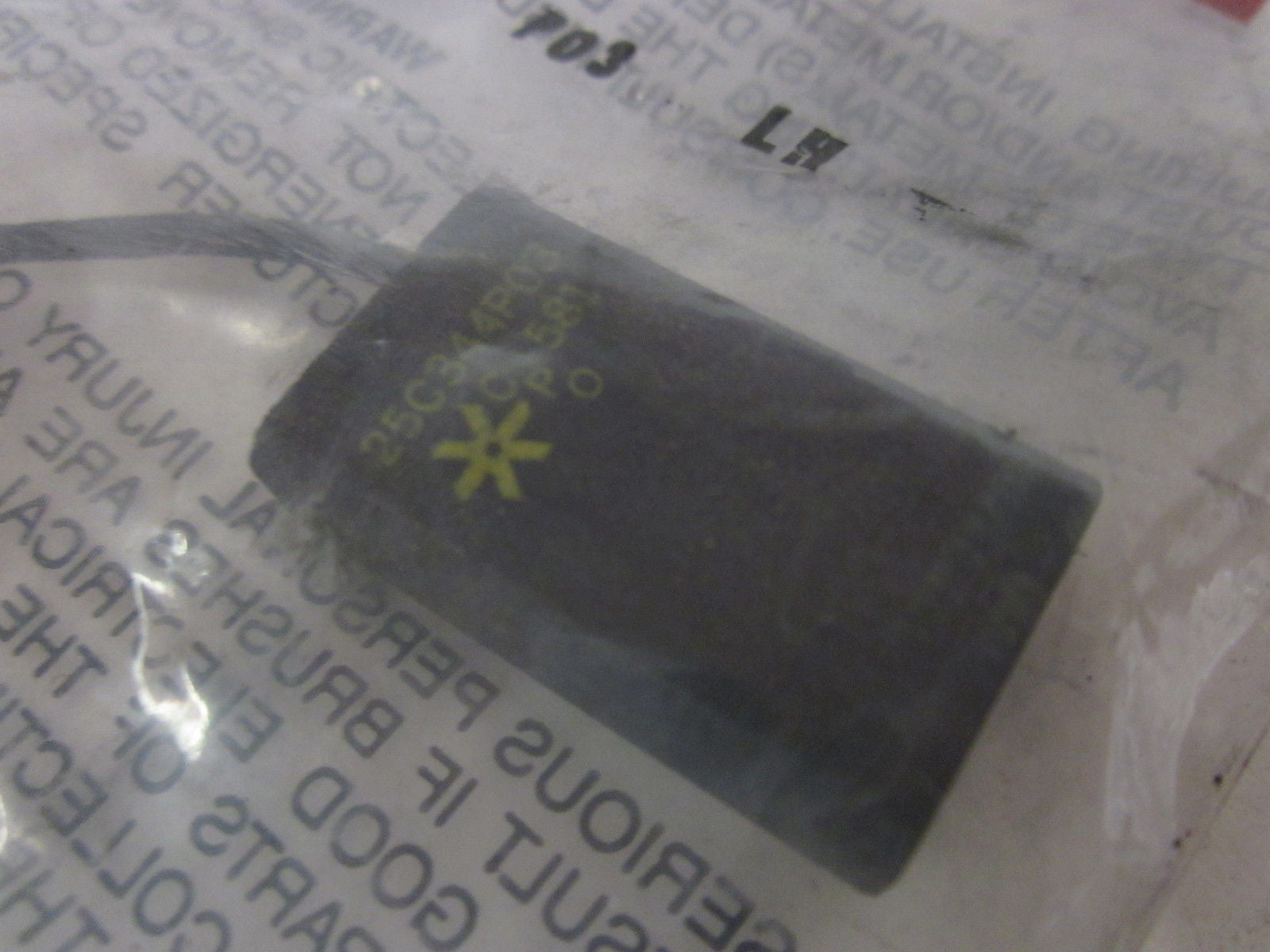 LOT OF 2 CARBON PRODUCTS OPERATION 25C344P03 *NEW IN A FACTORY BAG*