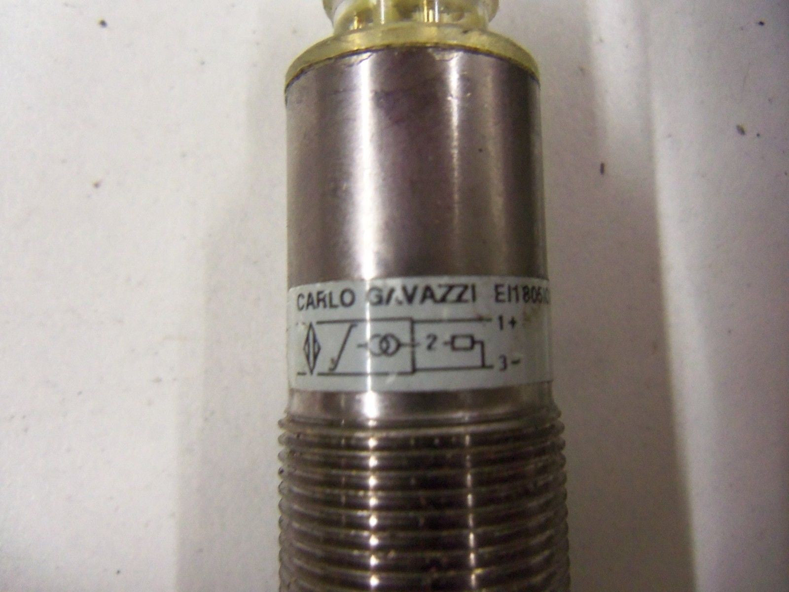 LOT OF 2 CARLO GAVAZZI EI1805IO20-1 *USED*