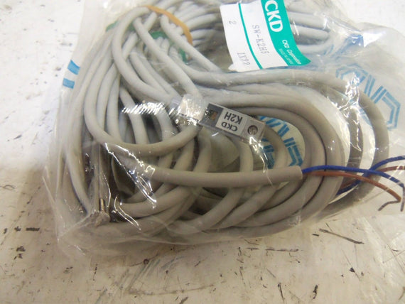 LOT OF 2 CKD SW-K2H5 SWITCH *NEW IN FACTORY BAG*