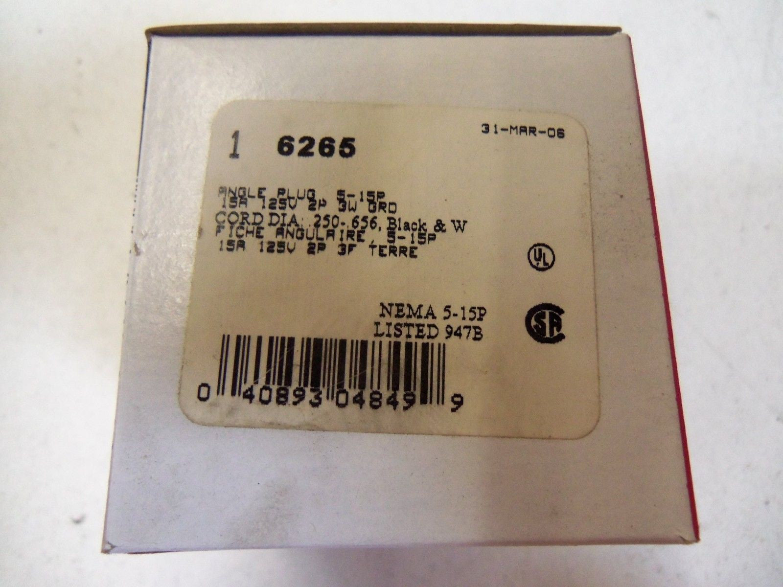 COOPER ANGLE PLUG 6265 *NEW IN BOX*