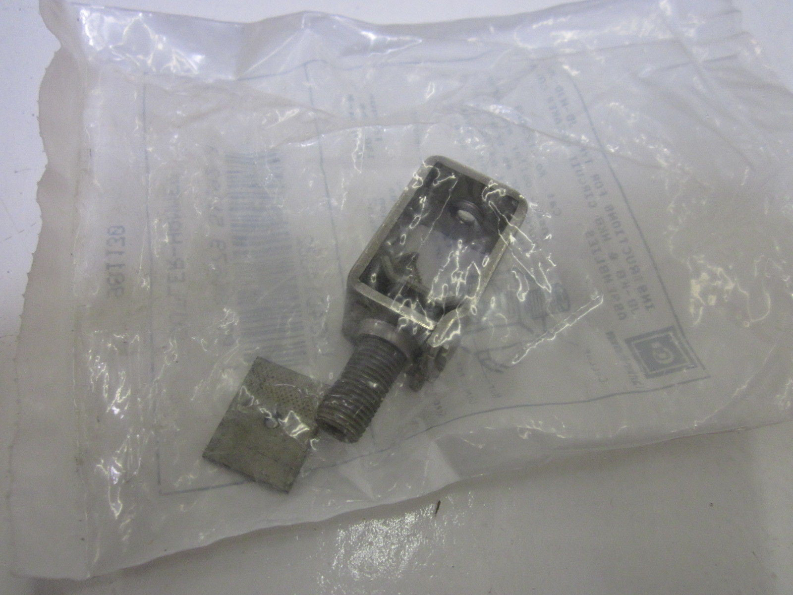 LOT OF 2 CUTLER HAMMER 1254C14G02 *NEW IN A FACTORY BAG*