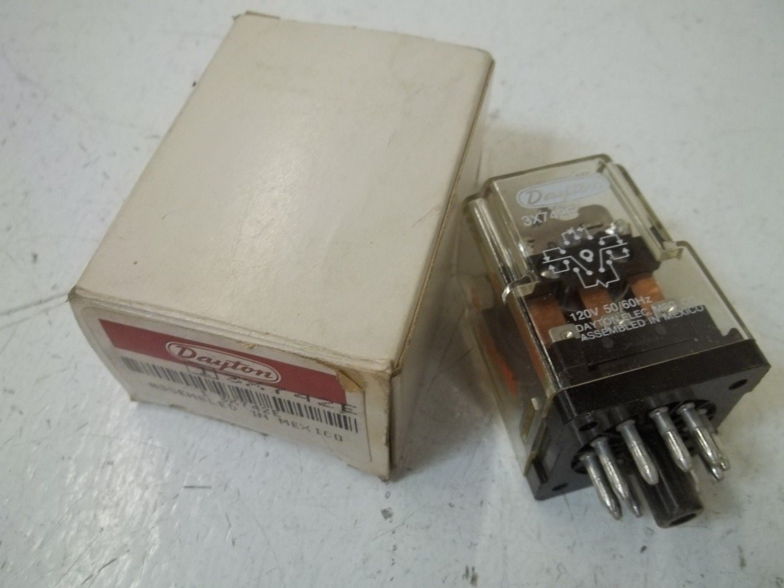 DAYTON 3X742E *NEW IN BOX*