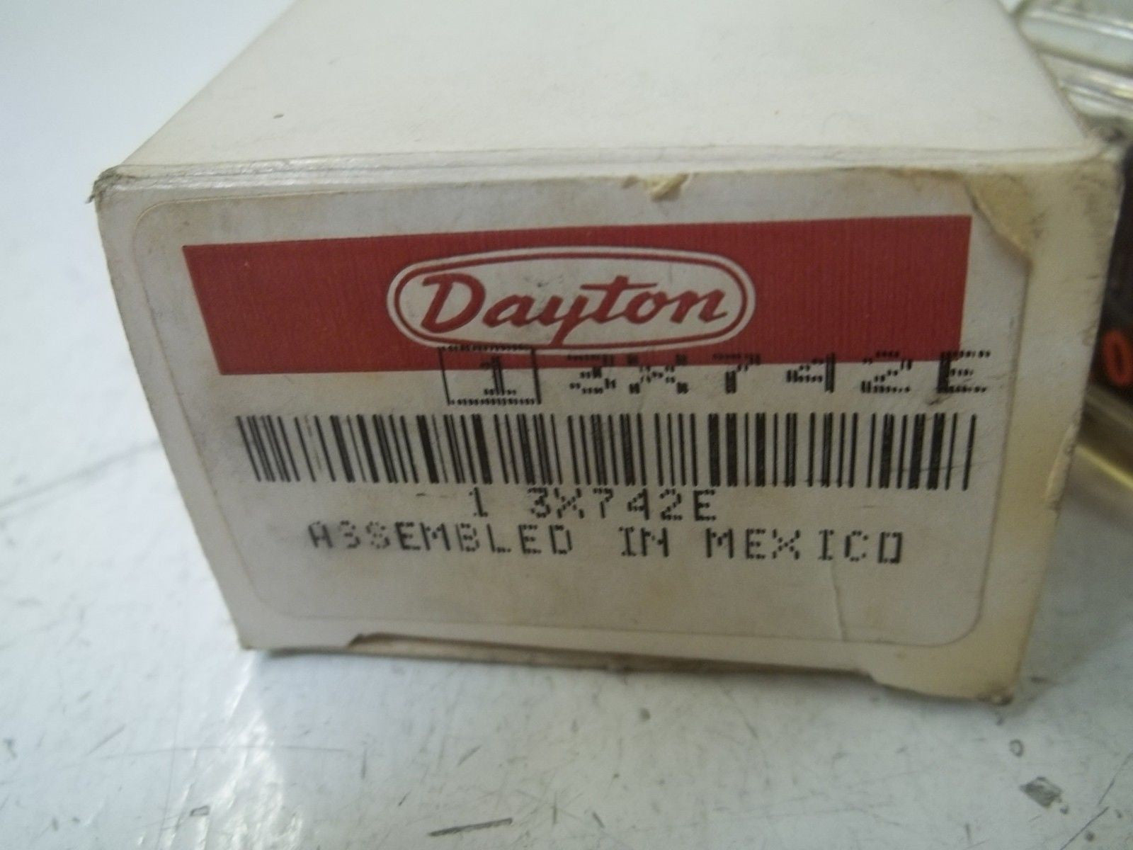 DAYTON 3X742E *NEW IN BOX*