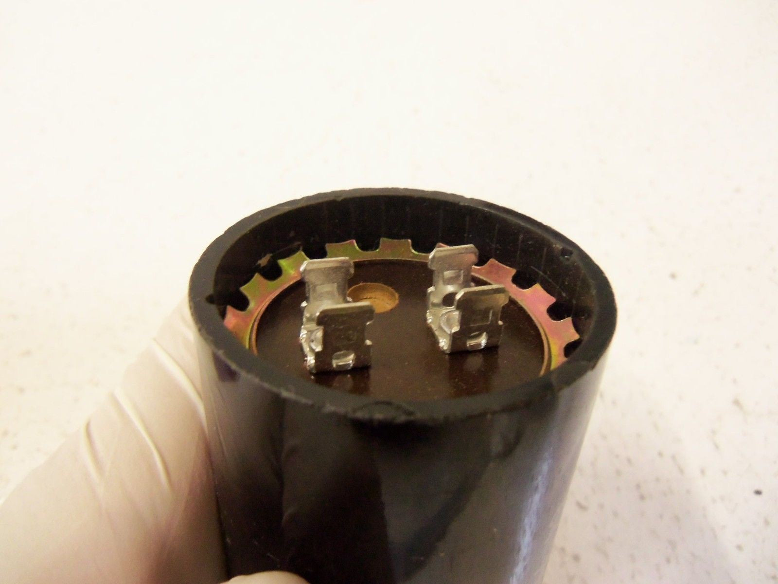 LOT OF 2 DAYTON CAPACITOR 5X566A 330VAC *NEW IN BOX*