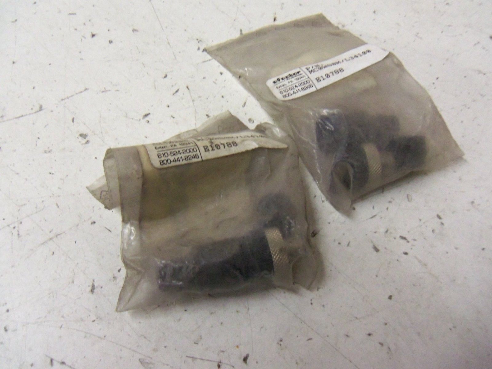 LOT OF 2 EFECTOR E10788 *NEW IN BAG*