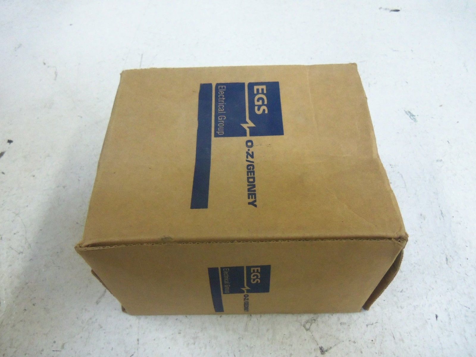 LOT OF 2 EGS 4QS-200 CONDUIT *NEW IN BOX*