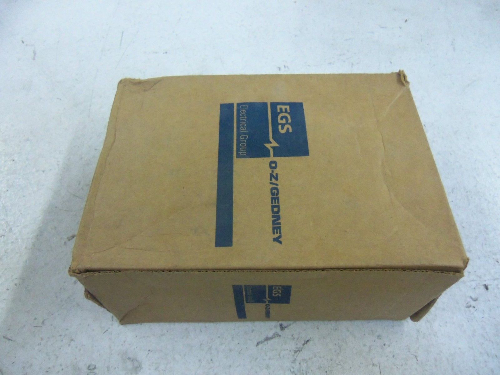 LOT OF 2 EGS 4QS-4200 CONDUIT *NEW IN BOX*