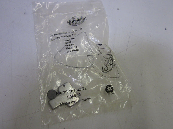 LOT OF 2 EUCHNER 046559 *NEW IN A FACTORY BAG*
