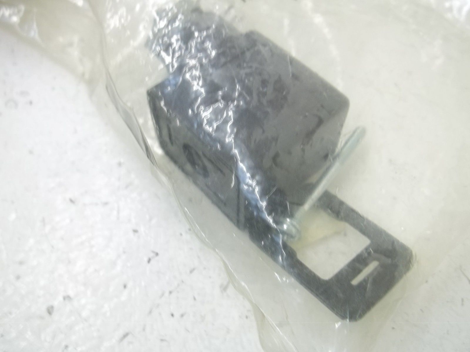 FESTO MSSD-F PLUG SOCKET * NEW IN FACTORY BAG *