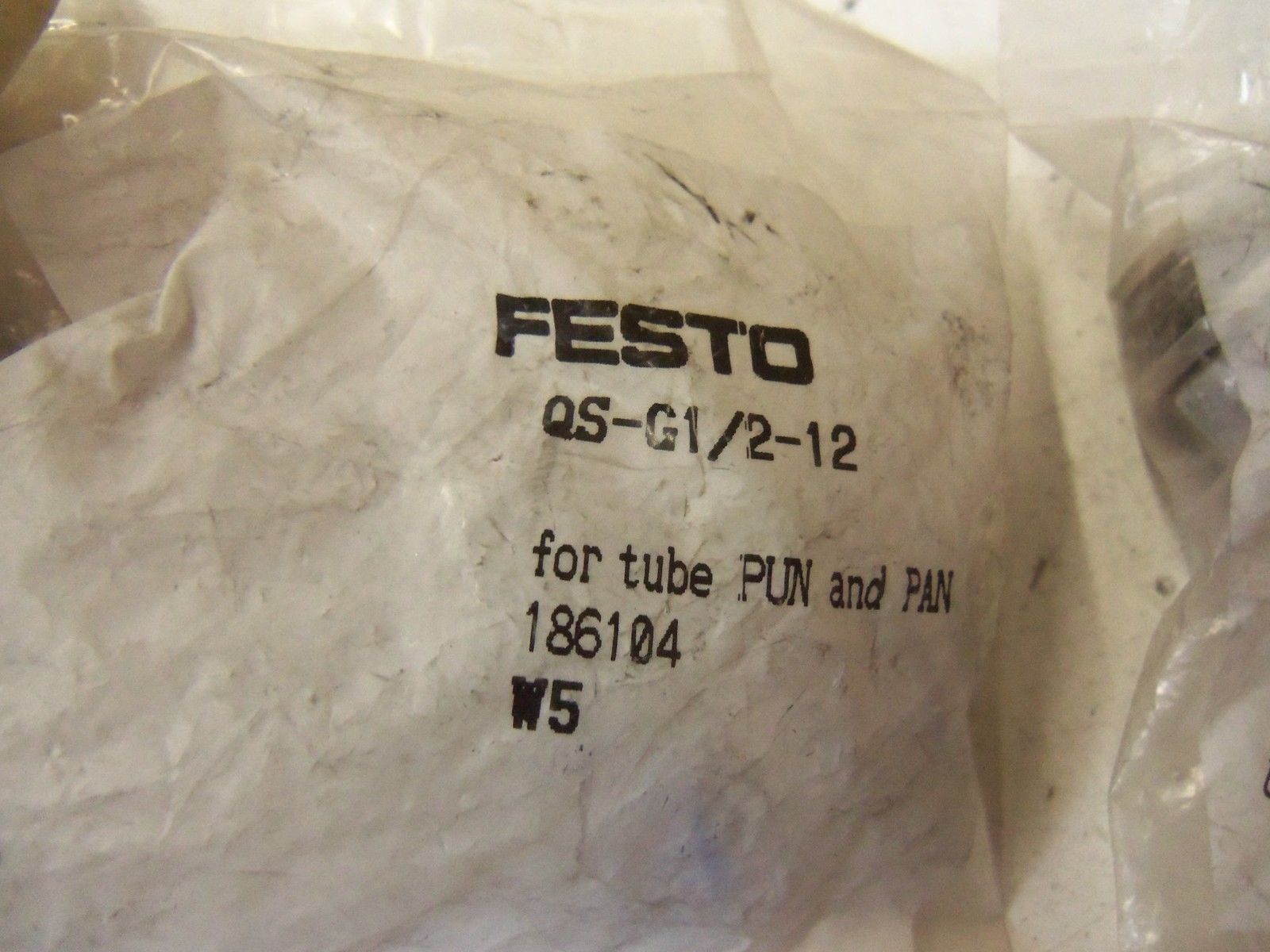 LOT OF 2 FESTO QS-G1/2-12 *NEW IN FACTORY BAG*