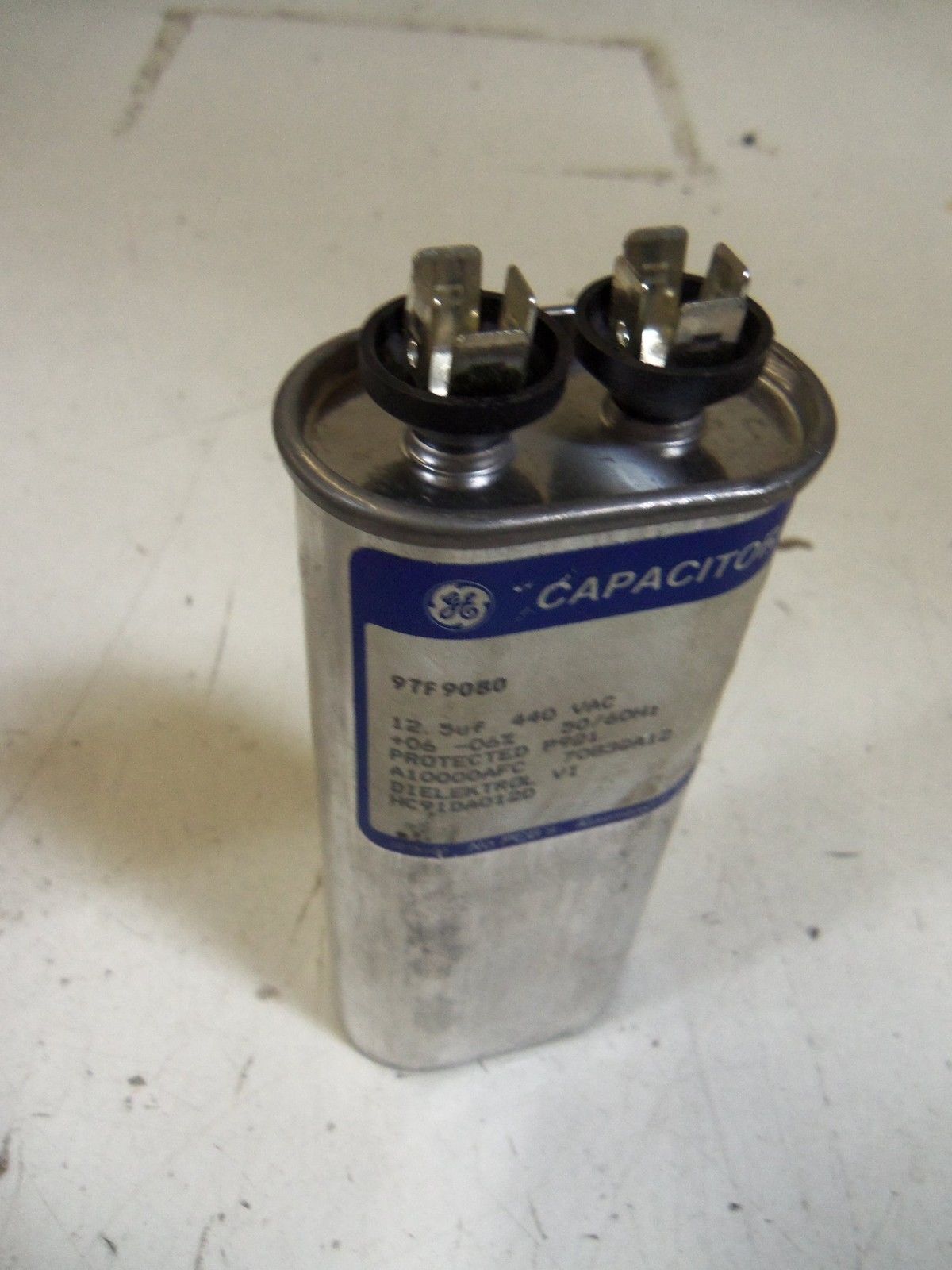 LOT OF 2 GENERAL CAPACITOR 97F9080 *USED*