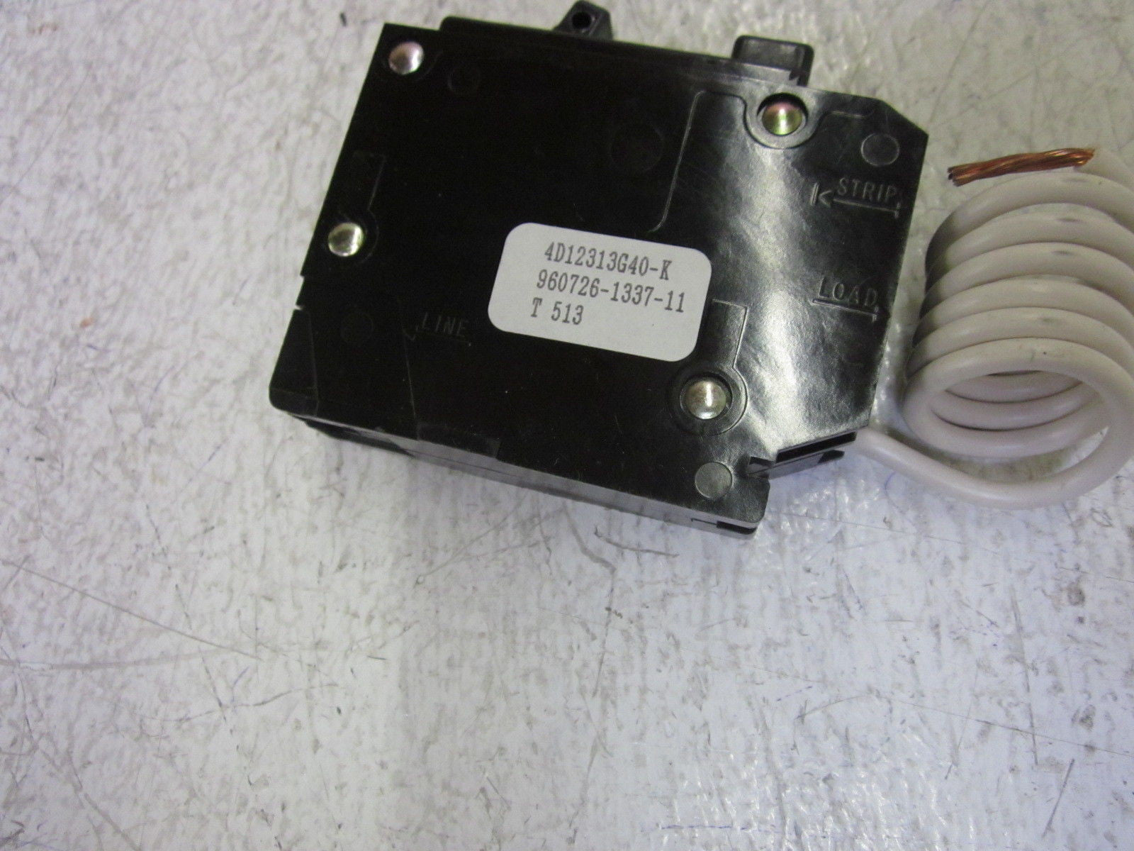 LOT OF 2 GENERAL ELECTRIC THQL1130GF 120V CIRCUIT BREAKER *NEW IN BOX*