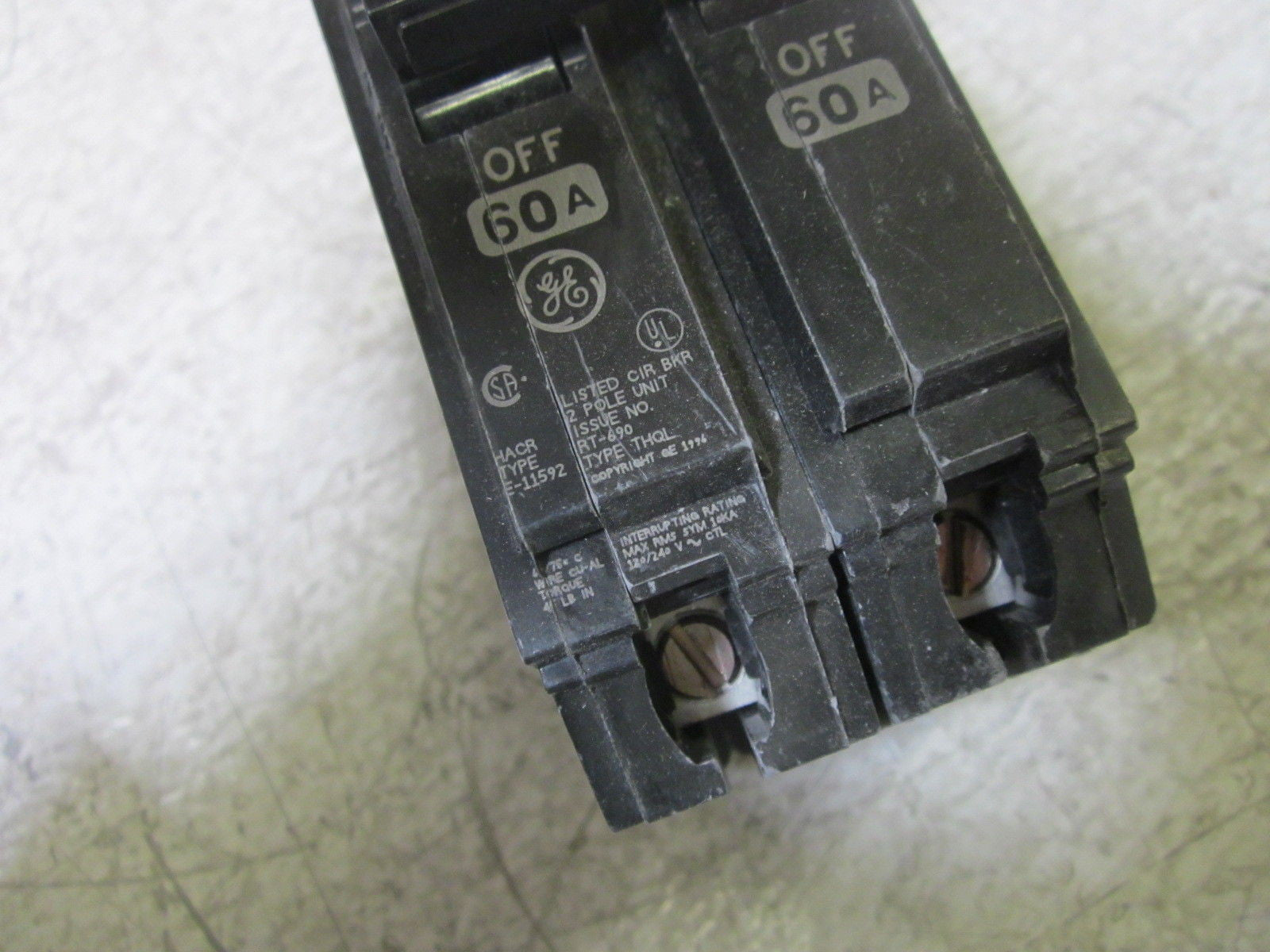 LOT OF 2 GENERAL ELECTRIC THQL2160 CIRCUIT BREAKER *NEW IN BOX*