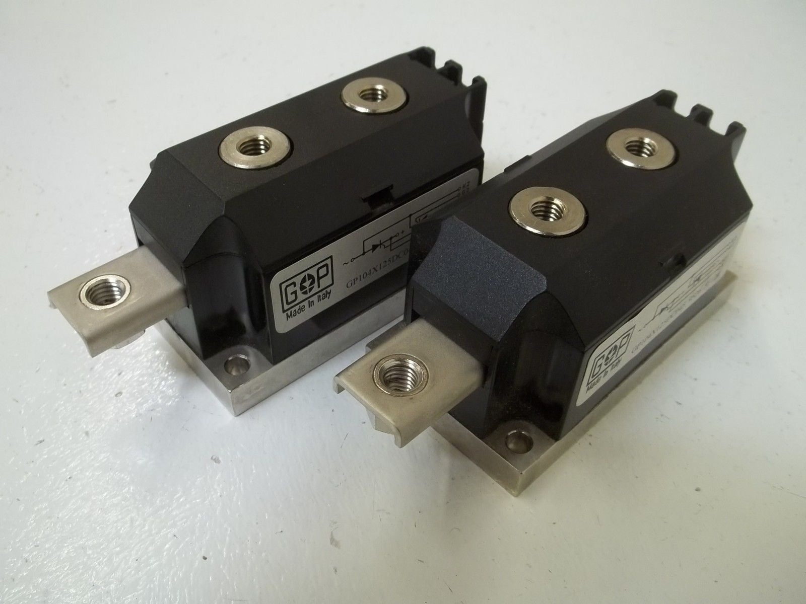 LOT OF 2 GOP GP104X125DC045 POWER BLOCK *NEW IN BOX*