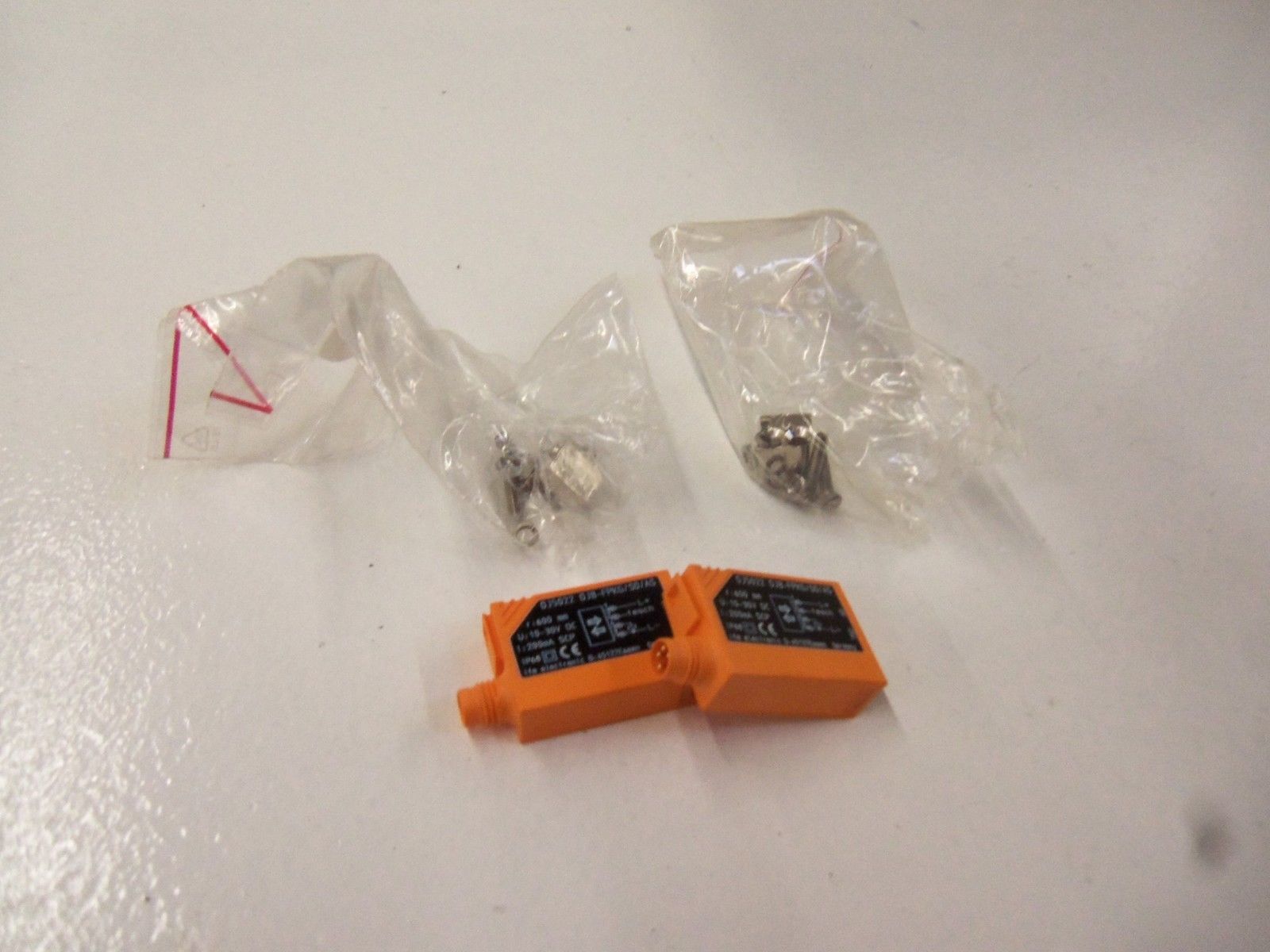 LOT OF 2 IFM ELECTRIC OJ5022 *NEW NO BOX*