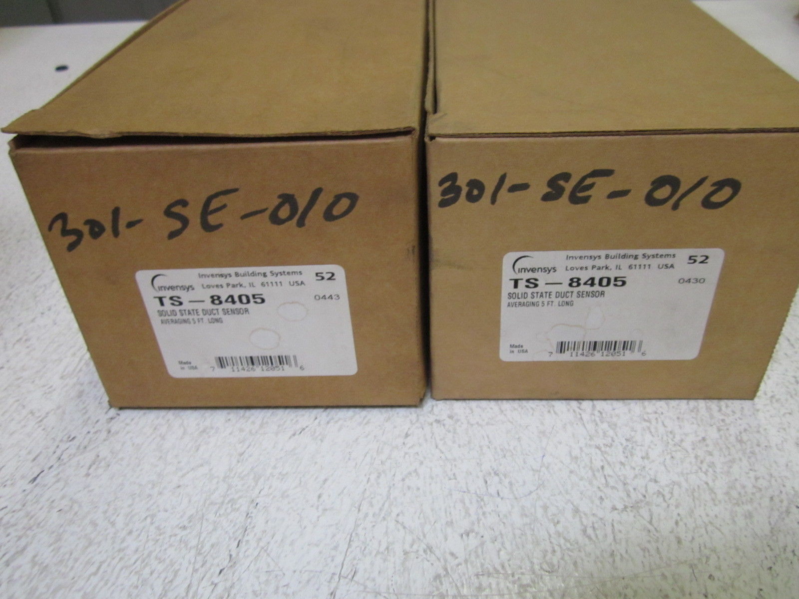 LOT OF 2 INVENSYS TS-8405 SOLID STATE DUCT SENSOR 5FT. LONG *NEW IN BOX*