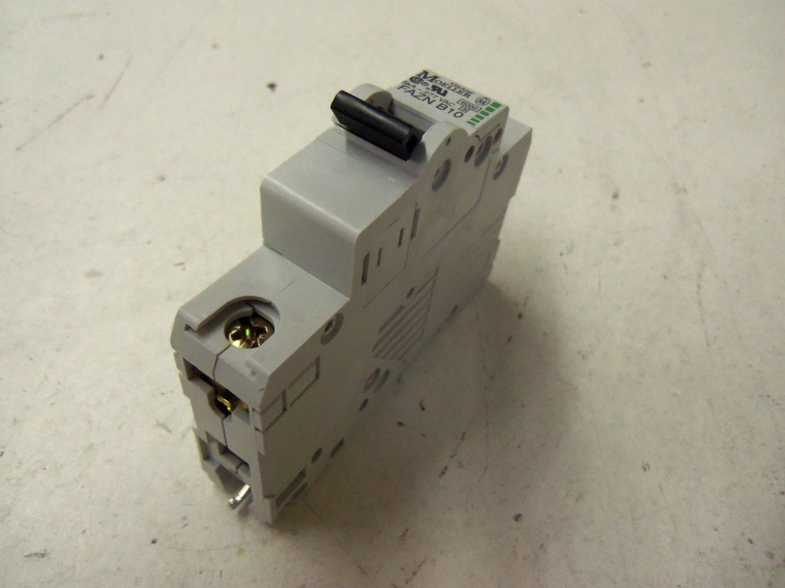 KLOCKNER MOELLER FAZN-B10 CIRCUIT BREAKER 10A *NEW NO BOX*