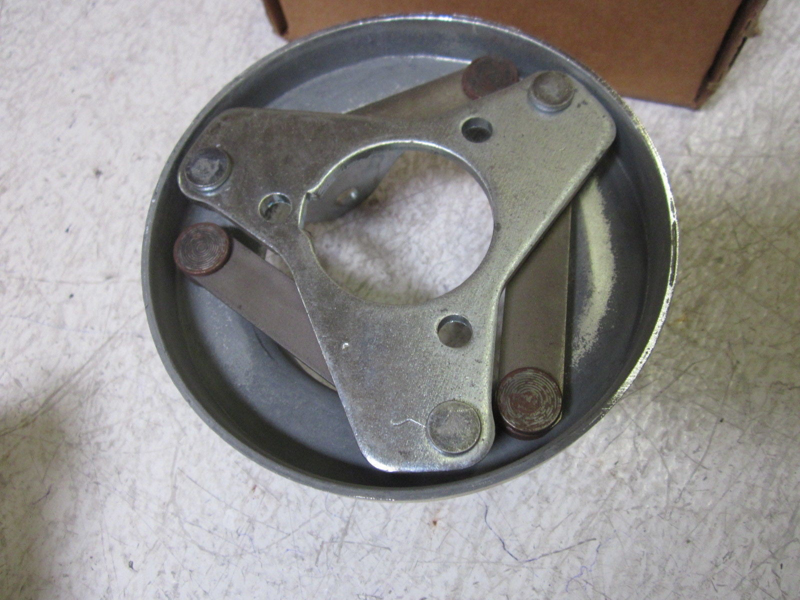 LOT OF 2 LOVEYJOY 68514439023 40 DLT OUTER FLANGE *NEW IN BOX*