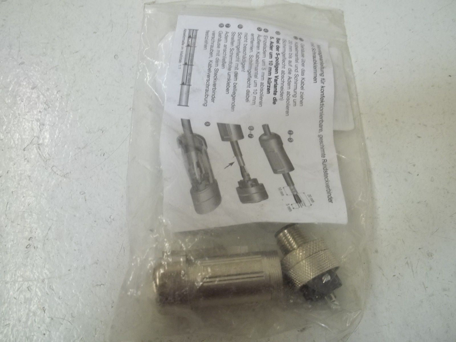 LOT OF 2 LUMBERG AUTOMATION 0976PMC101 CONNECTOR *NEW NO BOX*