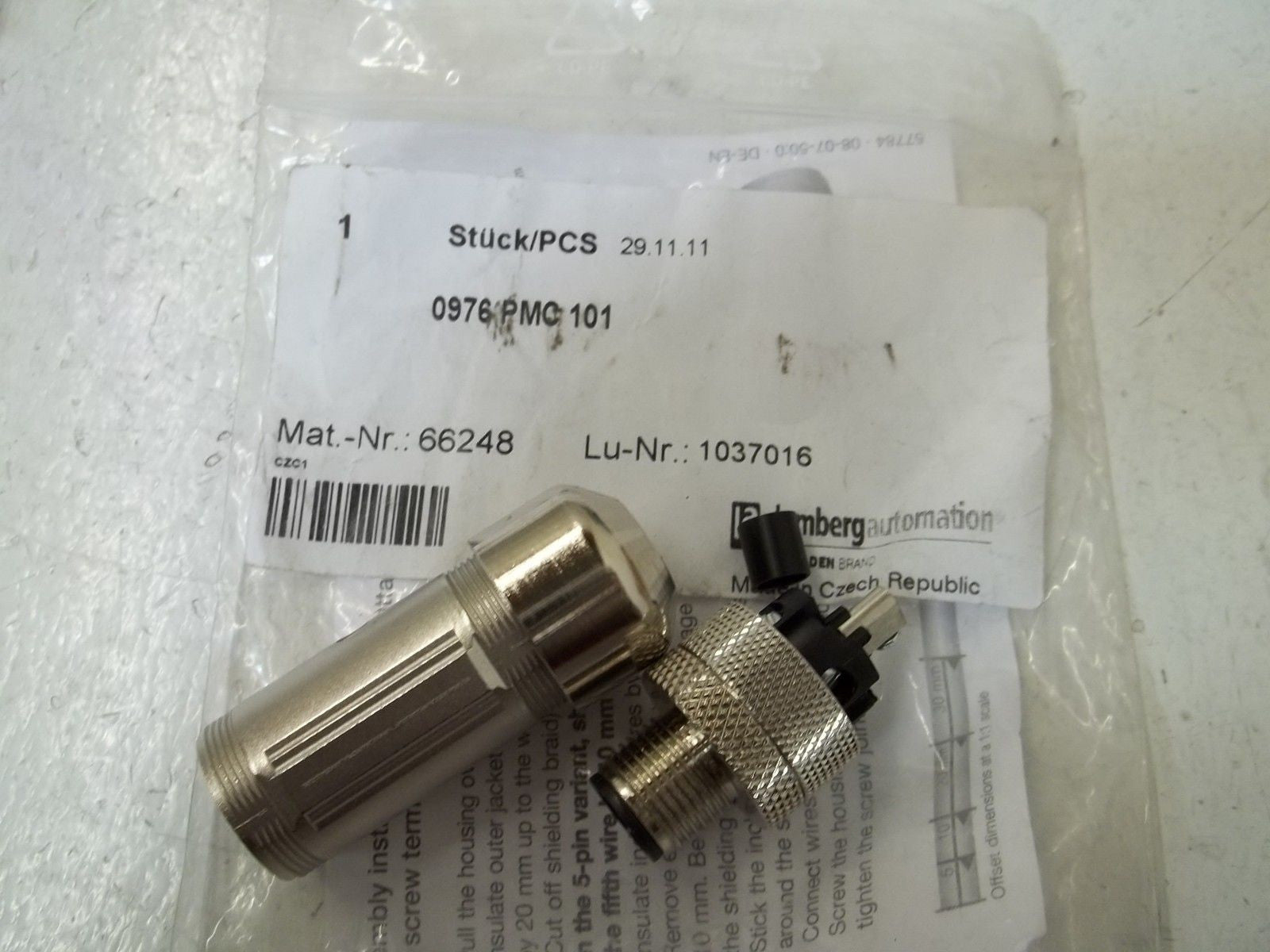 LOT OF 2 LUMBERG AUTOMATION 0976PMC101 CONNECTOR *NEW NO BOX*