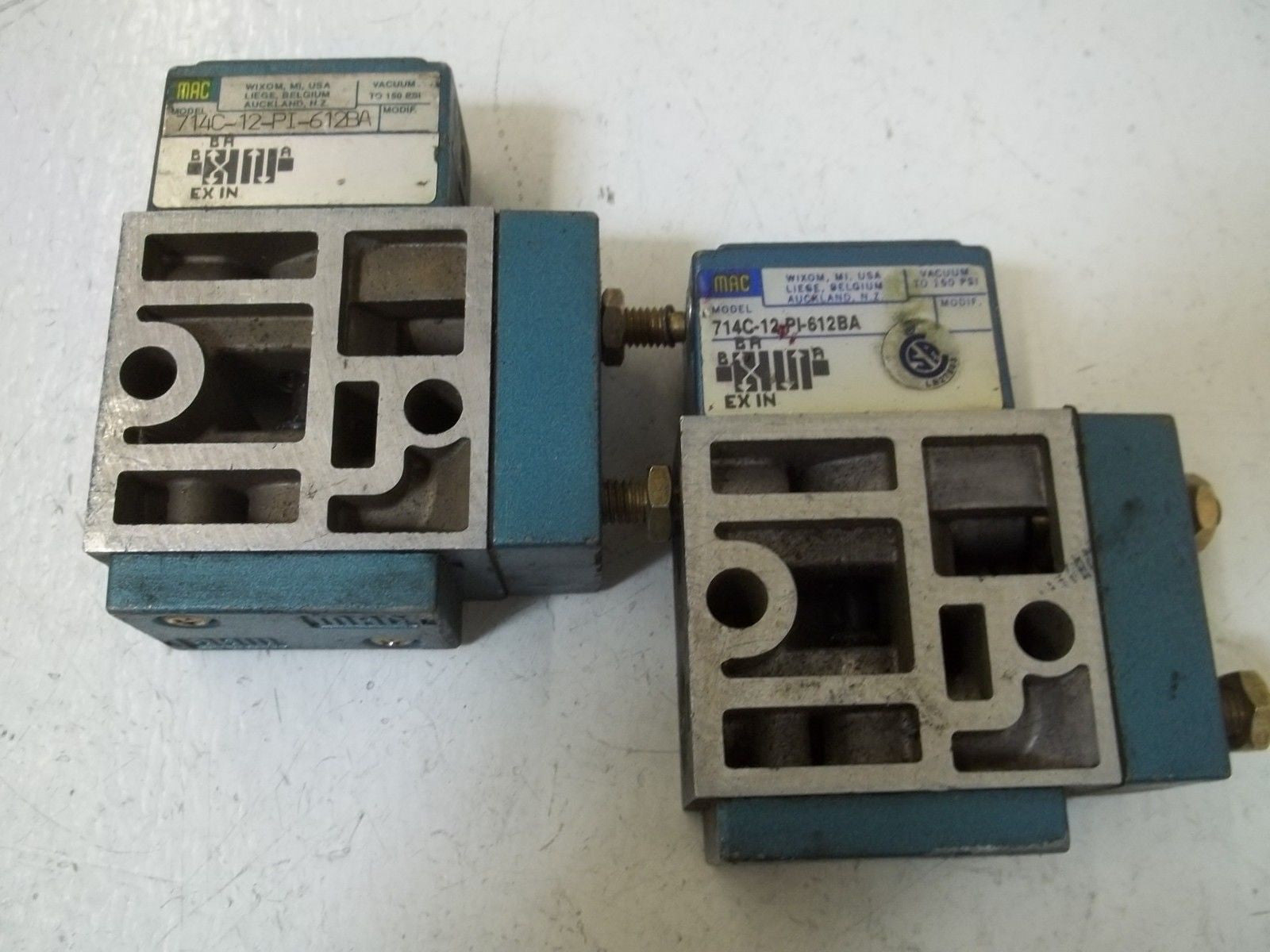 LOT OF 2 MAC 714C-12-PI-612BA (AS PICTURED) *USED*