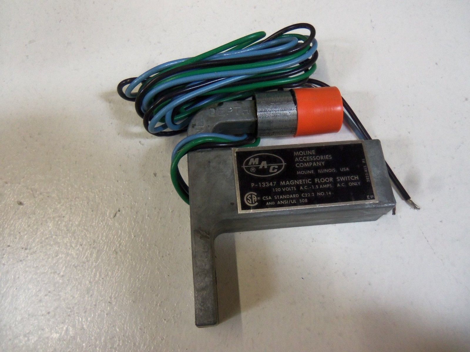 LOT OF 2 MAC MAGNETIC FLOOR SWITCH P-13347 *NEW IN BOX*