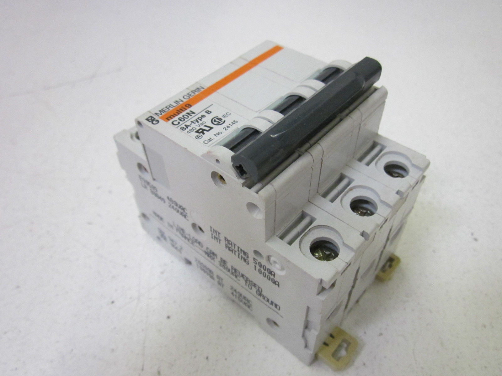 MERLIN GERIN 24145 CIRCUIT BREAKER 8A *USED*