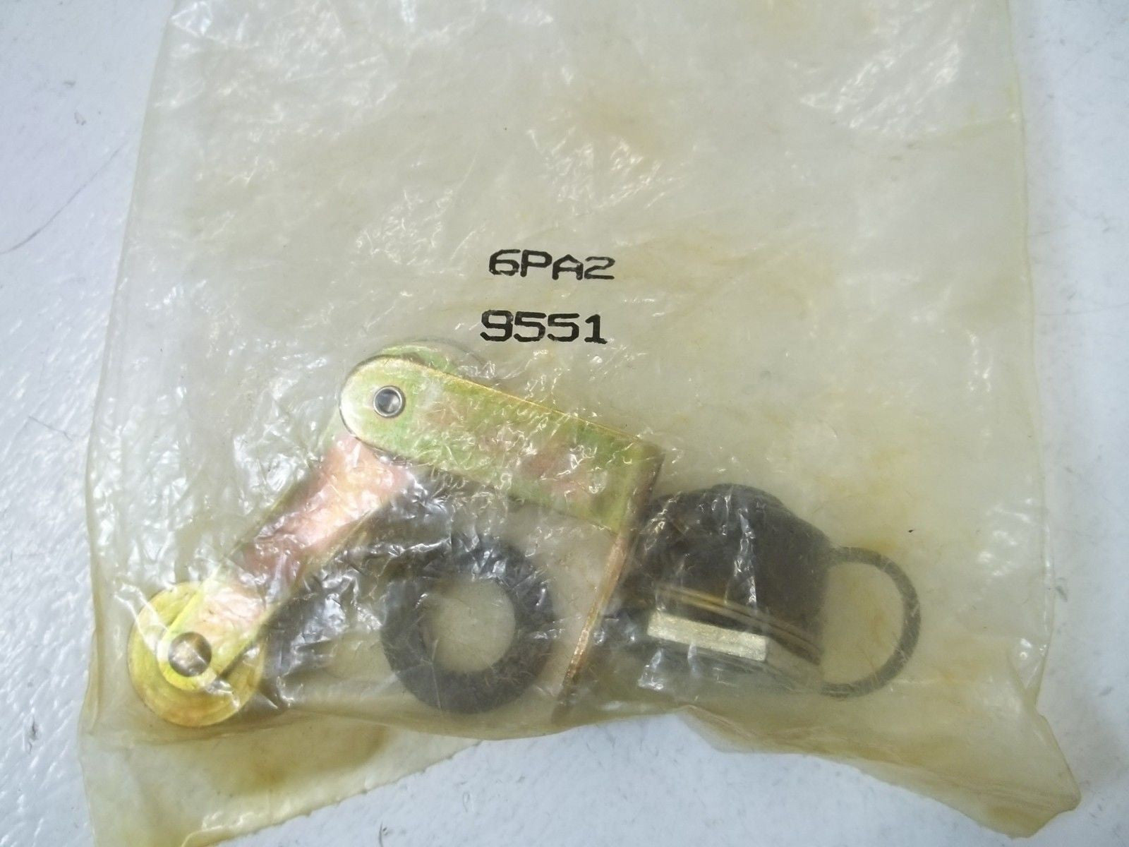 LOT OF 2 MICROSWITCH 6PA2 LIMIT SWITCH *NEW IN A FACTORY BAG*